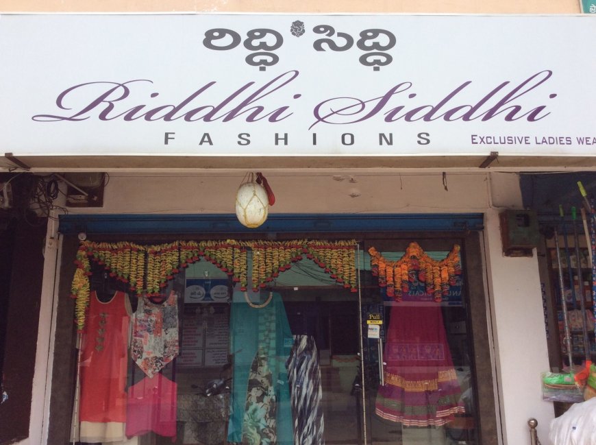 Do you have  hated fitting rooms ? Experience fashion like never before at  Riddhi Siddhi! Sizes 3XL-12XL